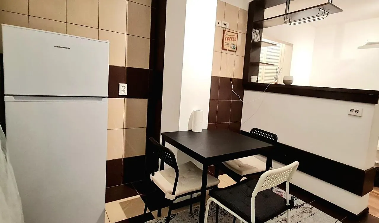 Alestal Arena Apartment Bucureşti
