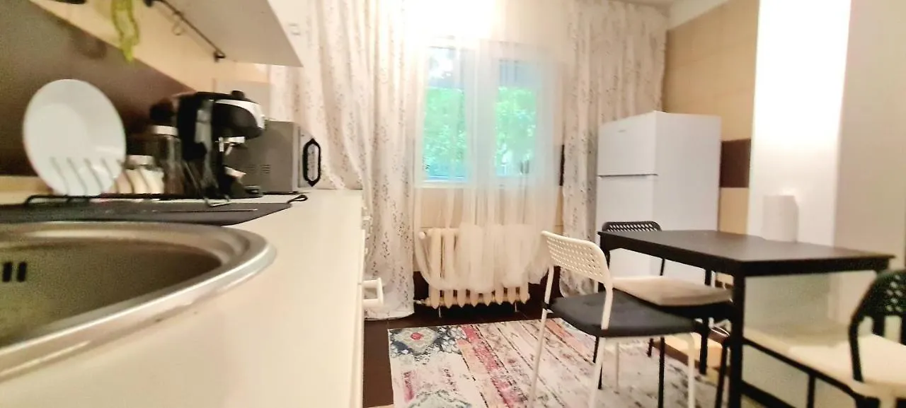 Alestal Arena Apartment Bucureşti 0*,